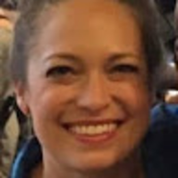 Meet your Posher, Ellen - Picture 1 of 1